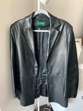 Danier 100% Leather Blazer Jacket - Made in Canada